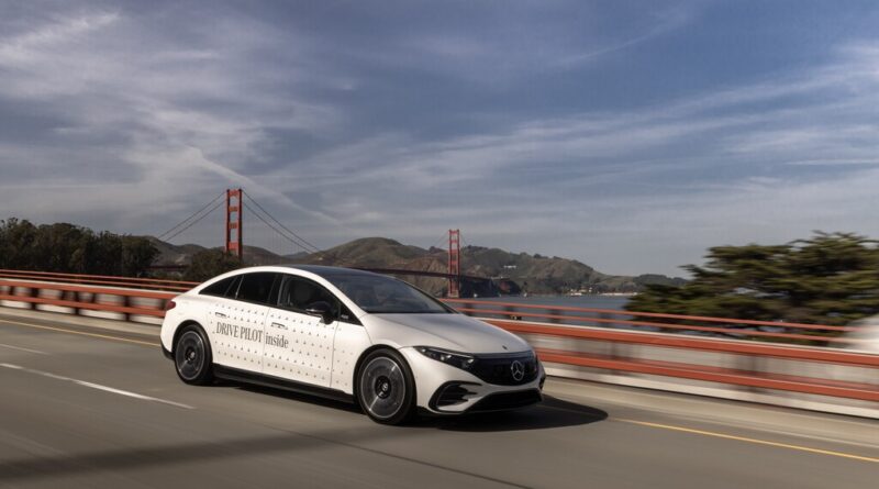 Mercedes ya vende coches (muy poco) autónomos en Estados Unidos. Es un golpe duro para Tesla