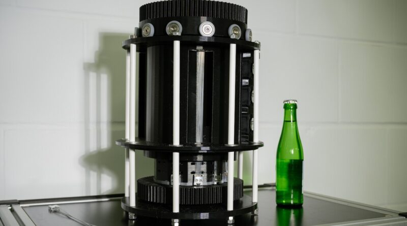 El invento alemán que quiere acabar con el aire acondicionado: un frigorífico con "músculos" artificiales