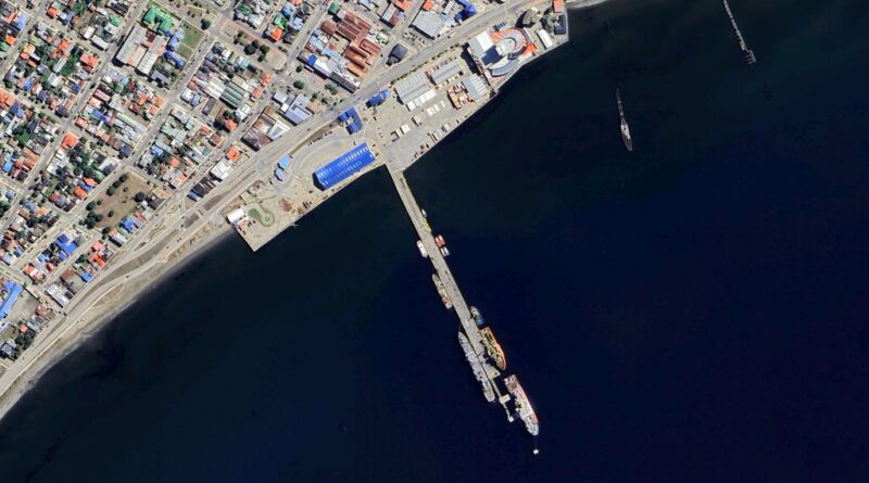 Chile tiene un puerto muy goloso para China, Europa y EEUU. El problema es que es minúsculo