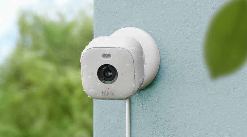 Blink Mini 2: la cámara de videovigilancia de Amazon más vendida ahora también para exteriores